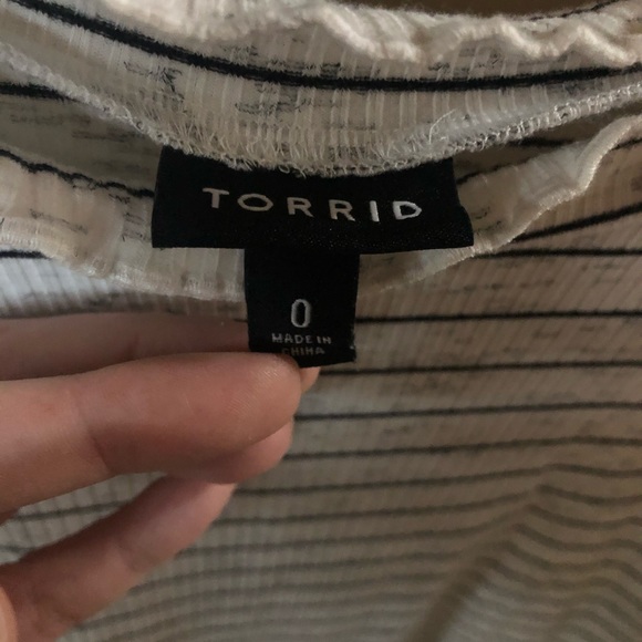 Torrid mockneck top - Picture 2 of 2